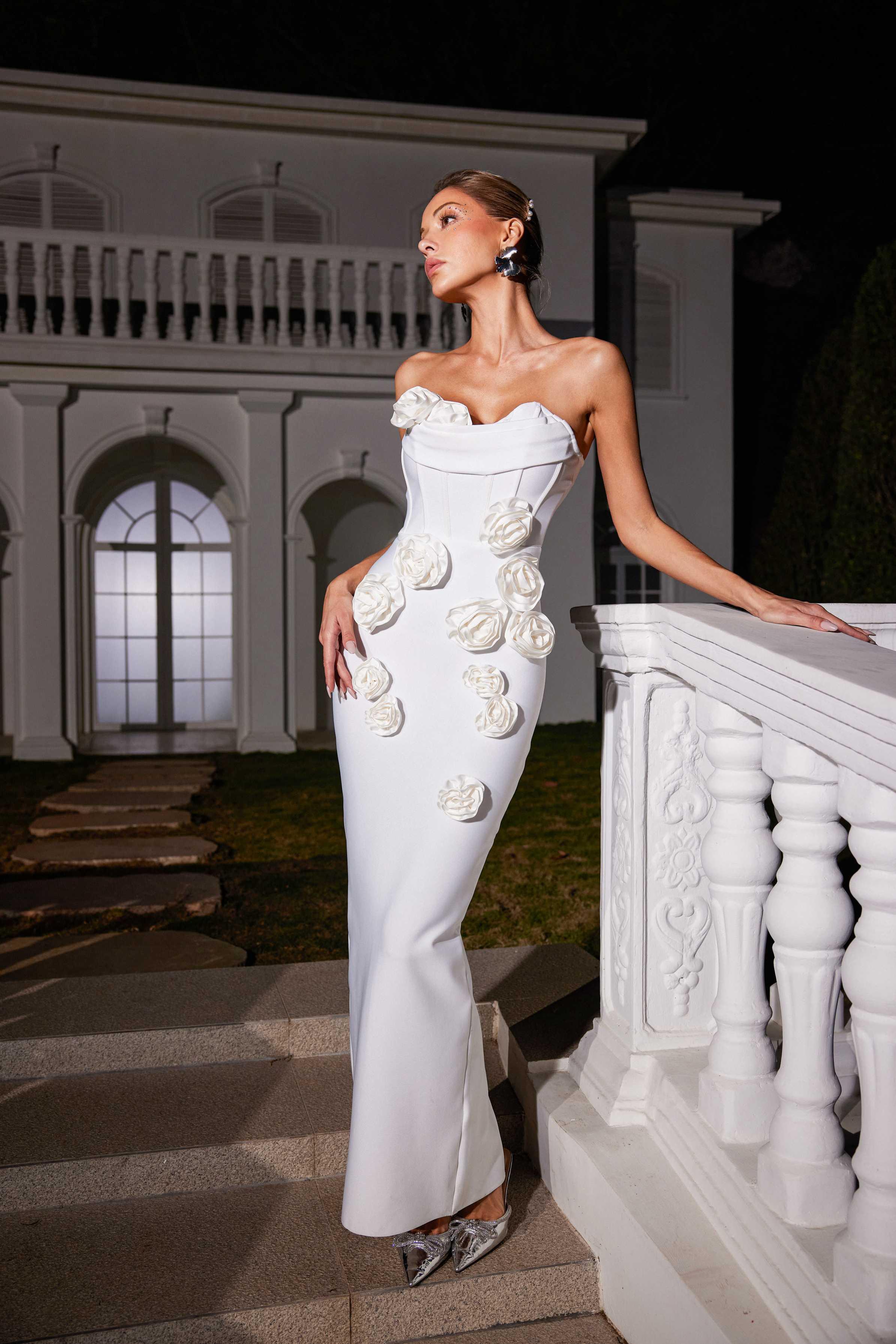 Arushi Straplez Çiçek Bandaj Elbise