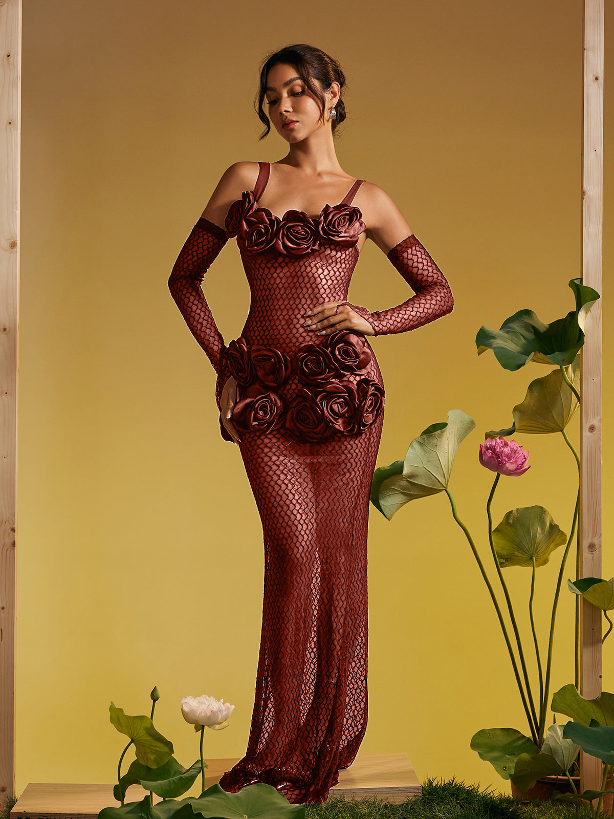 Barbara Spaghetti Kesik Çiçek Maxi Elbise Kahverengi