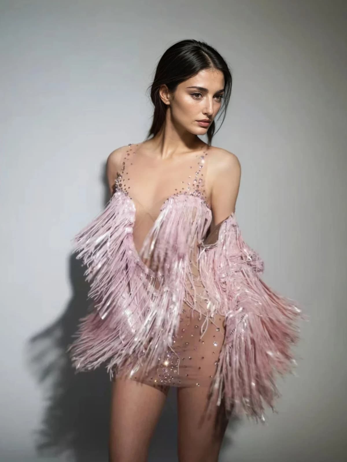 Pembe Renkli Cyvra Fringe Ağı Mesh Mini Elbise ve Palto