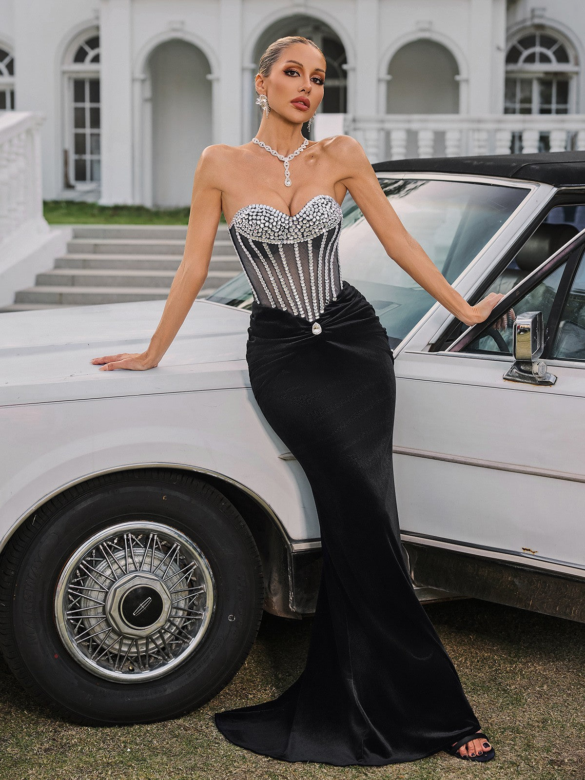 Gerlind Straplez Rhinestone Kadife Maxi Elbise