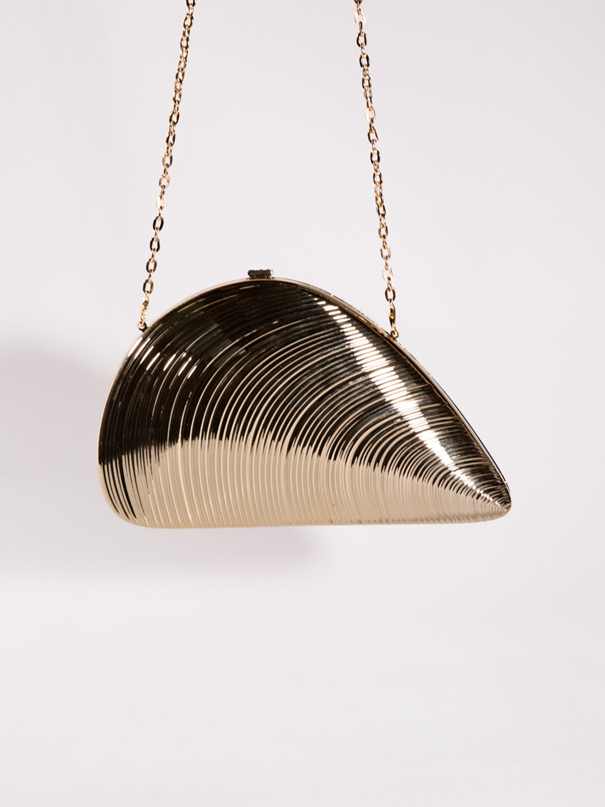 Maija Deniz Kabuğu Dönüşebilir Clutch Şampanya