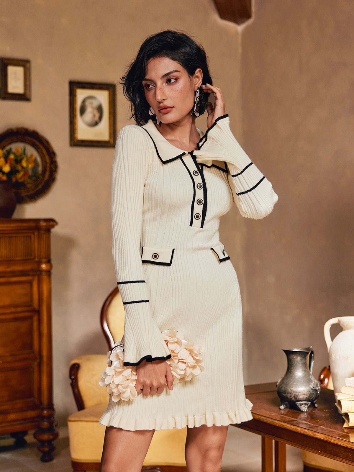 Shalita Uzun Kollu Volanlı Düğmeli Triko Mini Elbise