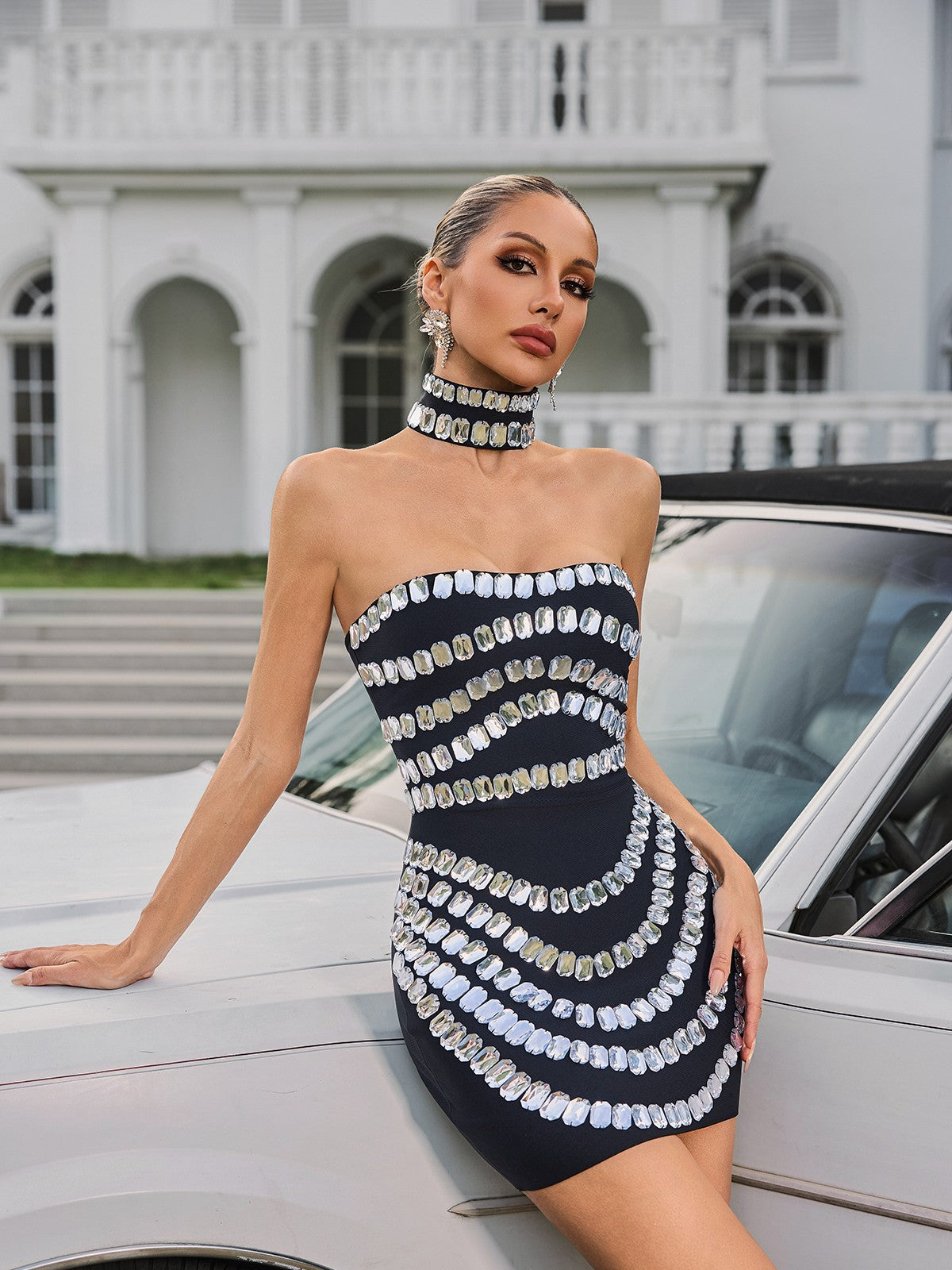 Vaelith Straplez Kristal Bandaj Mini Elbise ve Choker