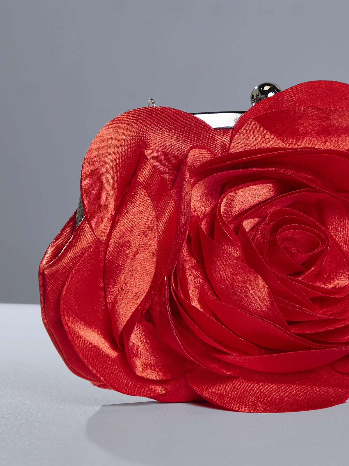 Wells Kırmızı Çiçek Saten Clutch