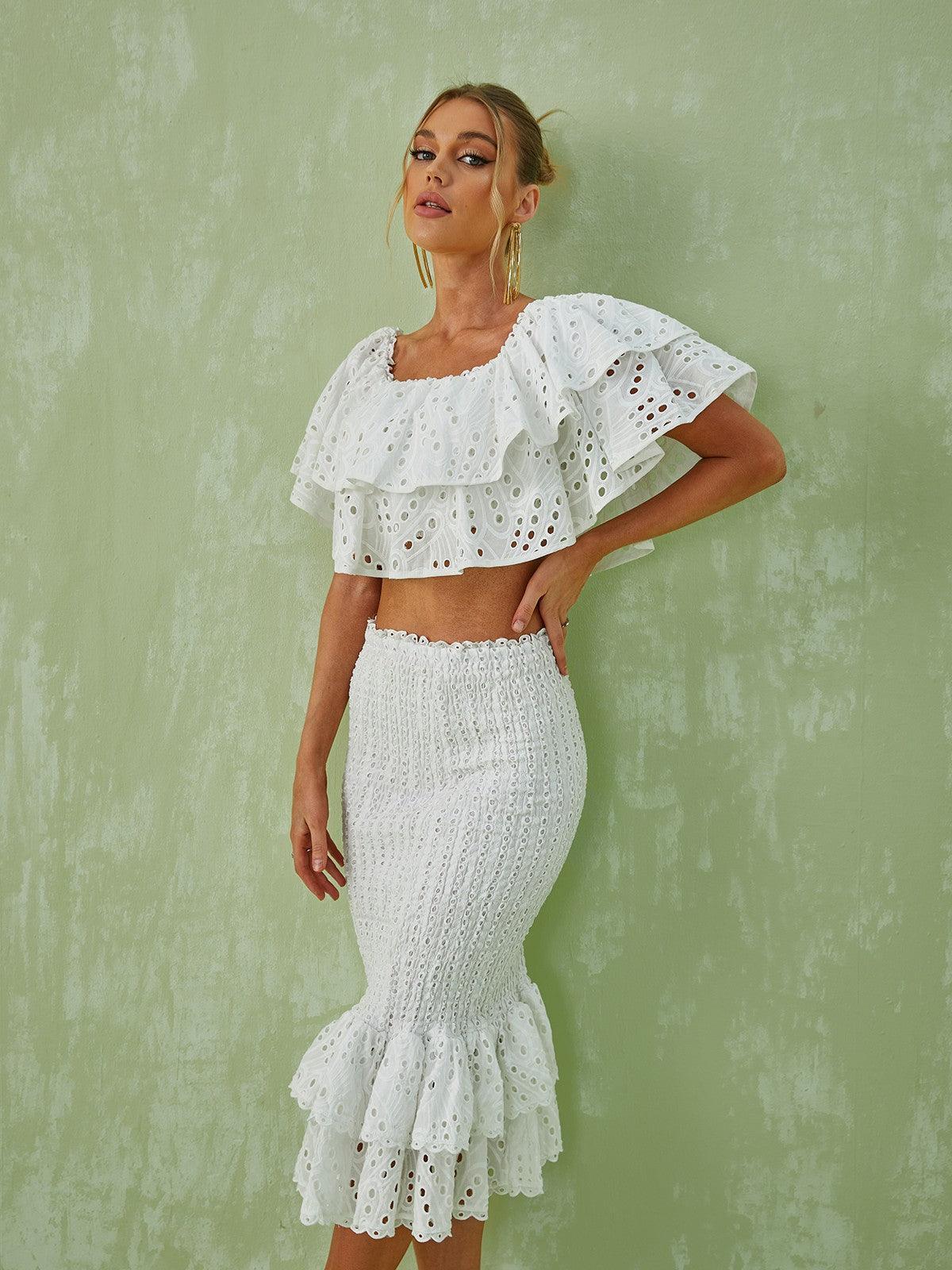 Beyaz Wisteria Ruffle Off Shoulder Hollow Set