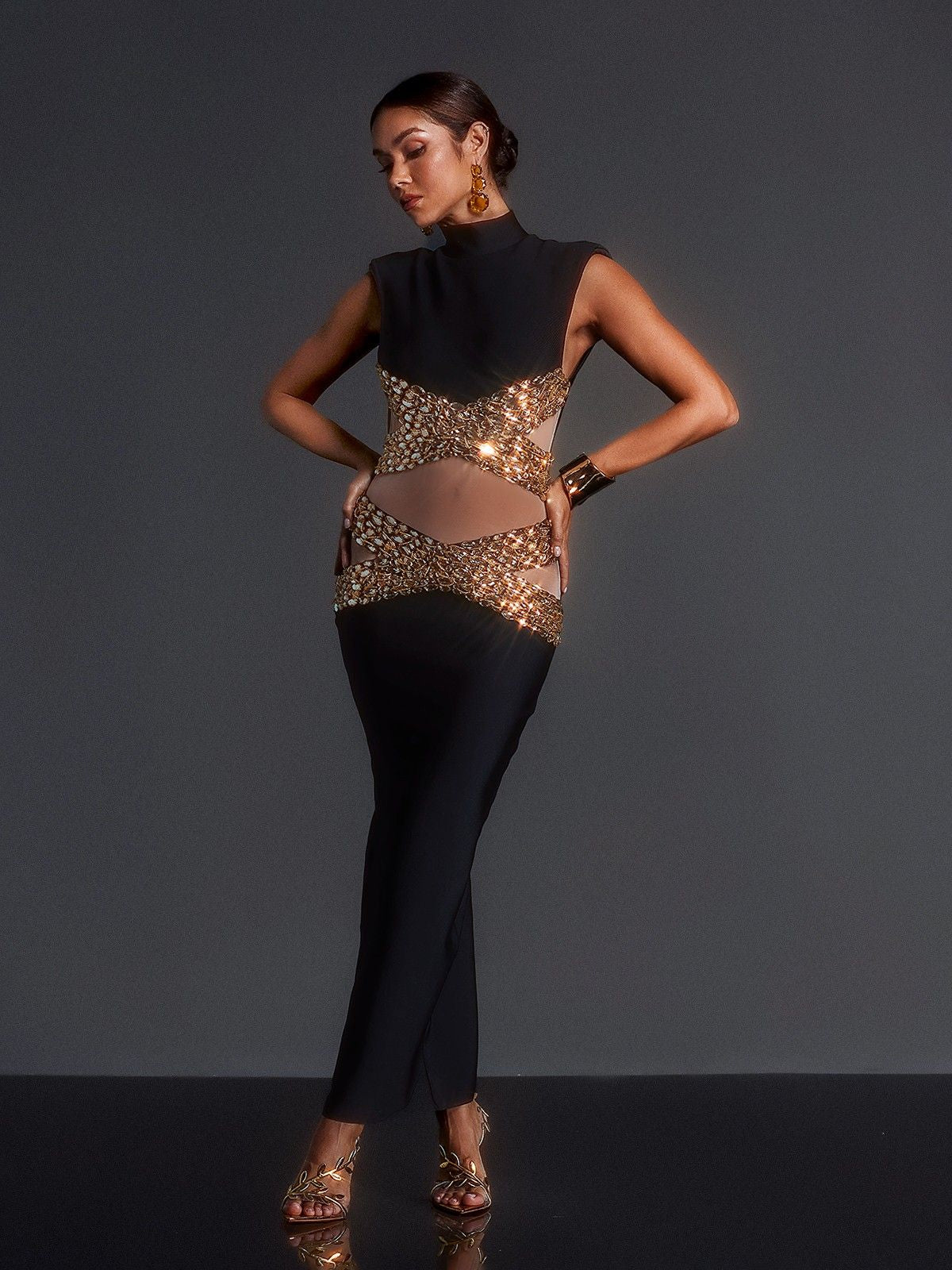 Adena Yüksek Yaka Rhinestone Bandaj Maxi Elbise