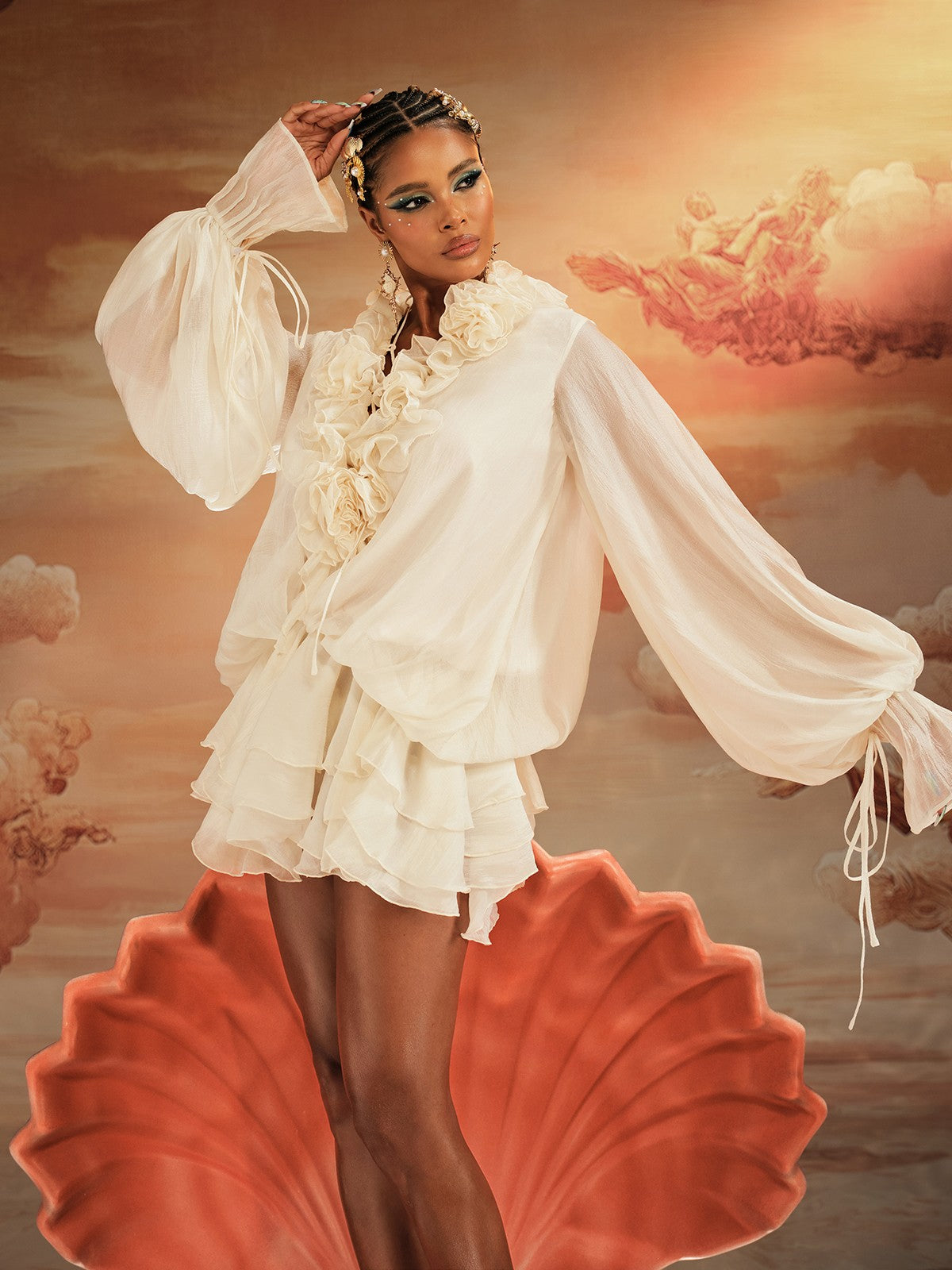 Akando Uzun Kollu Volanlı Mini Elbise