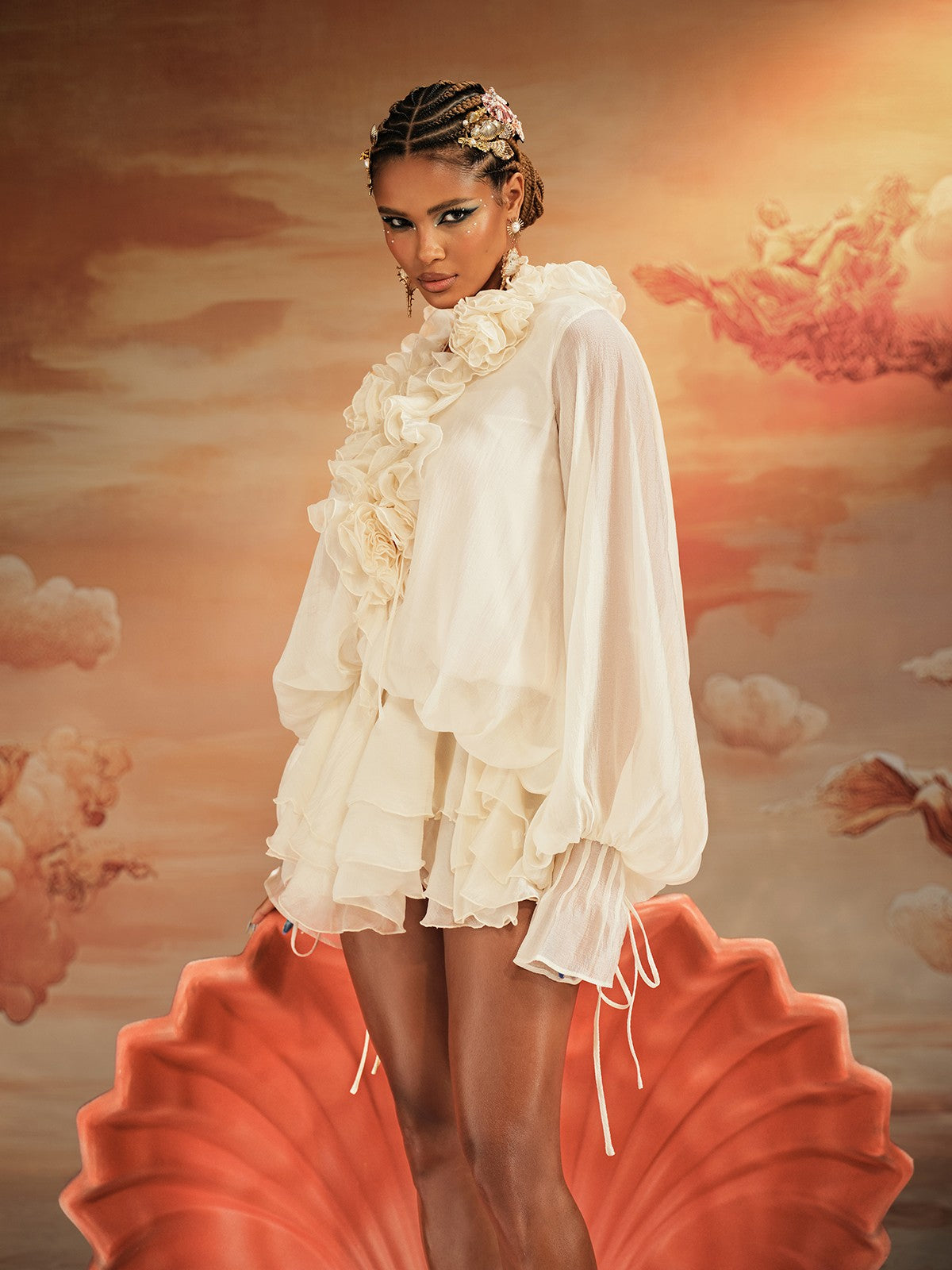 Akando Uzun Kollu Volanlı Mini Elbise