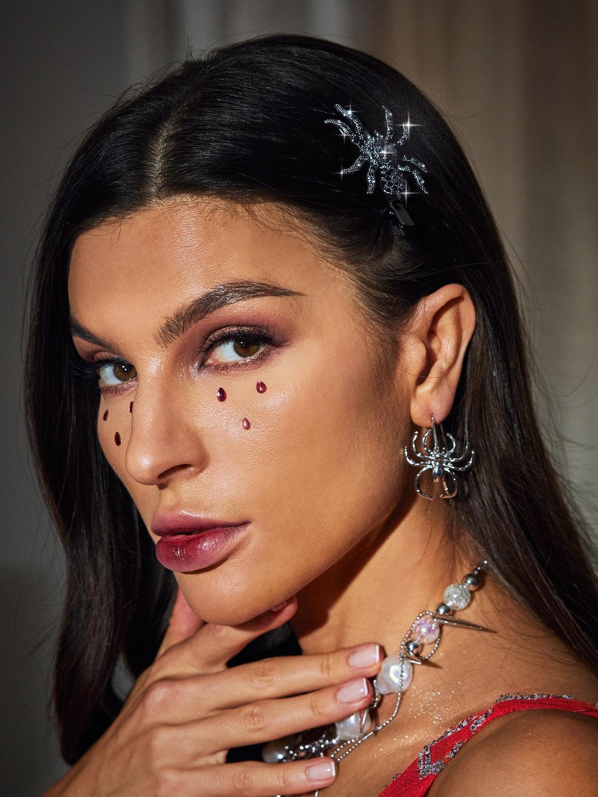 Alcina Kristal Örümcek Tokaları