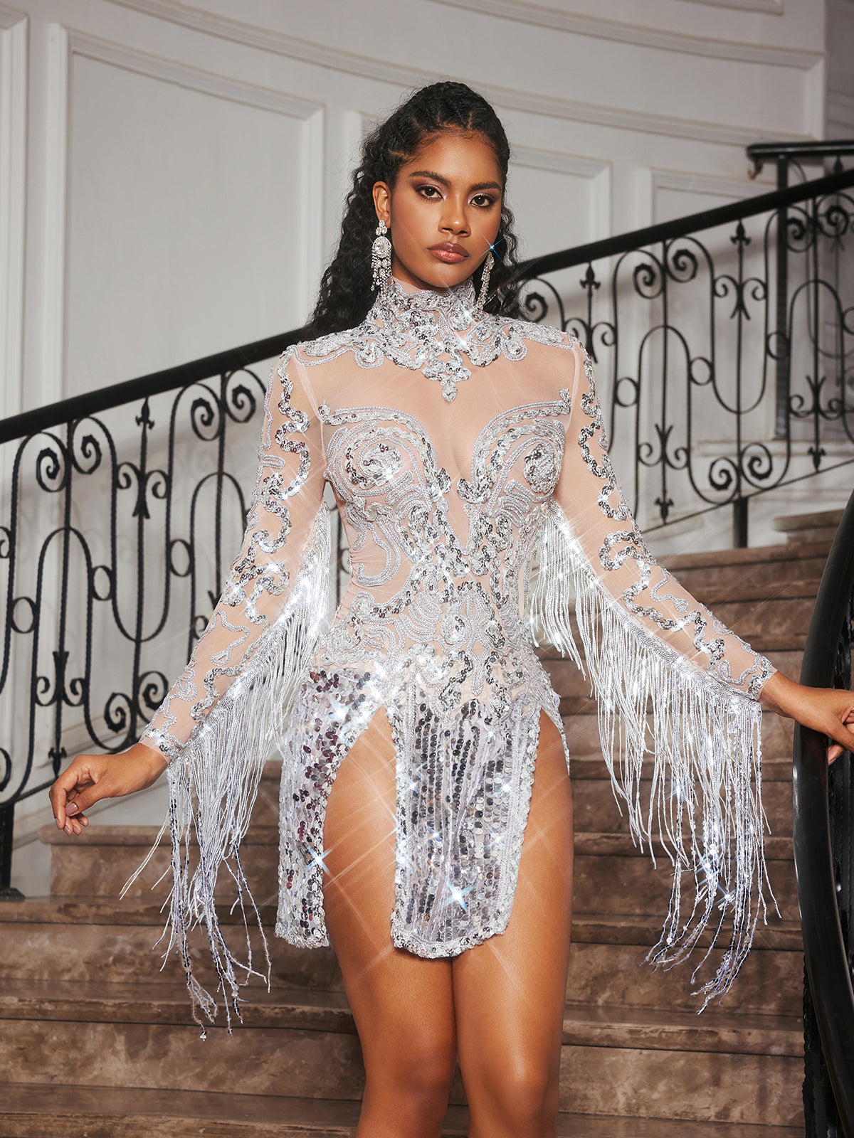 Braychan Süslemeli Franjlı Yırtmaçlı Mini Elbise Gümüş