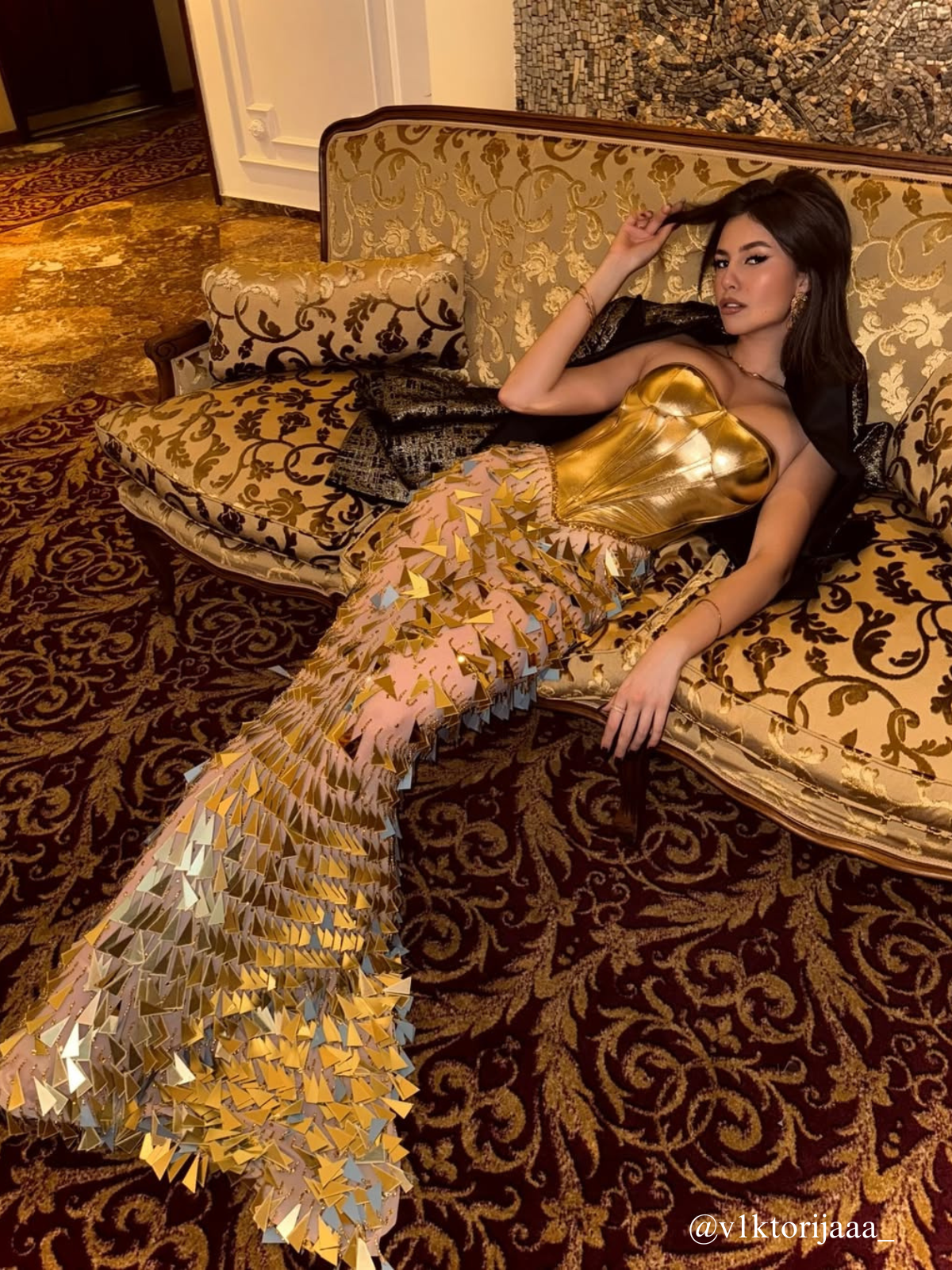 Buck Korse Akrilik Fring Maxi Elbise