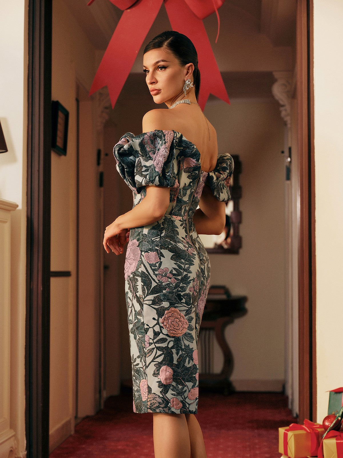 Casale Off Shoulder Çiçek Desenli Midi Elbise