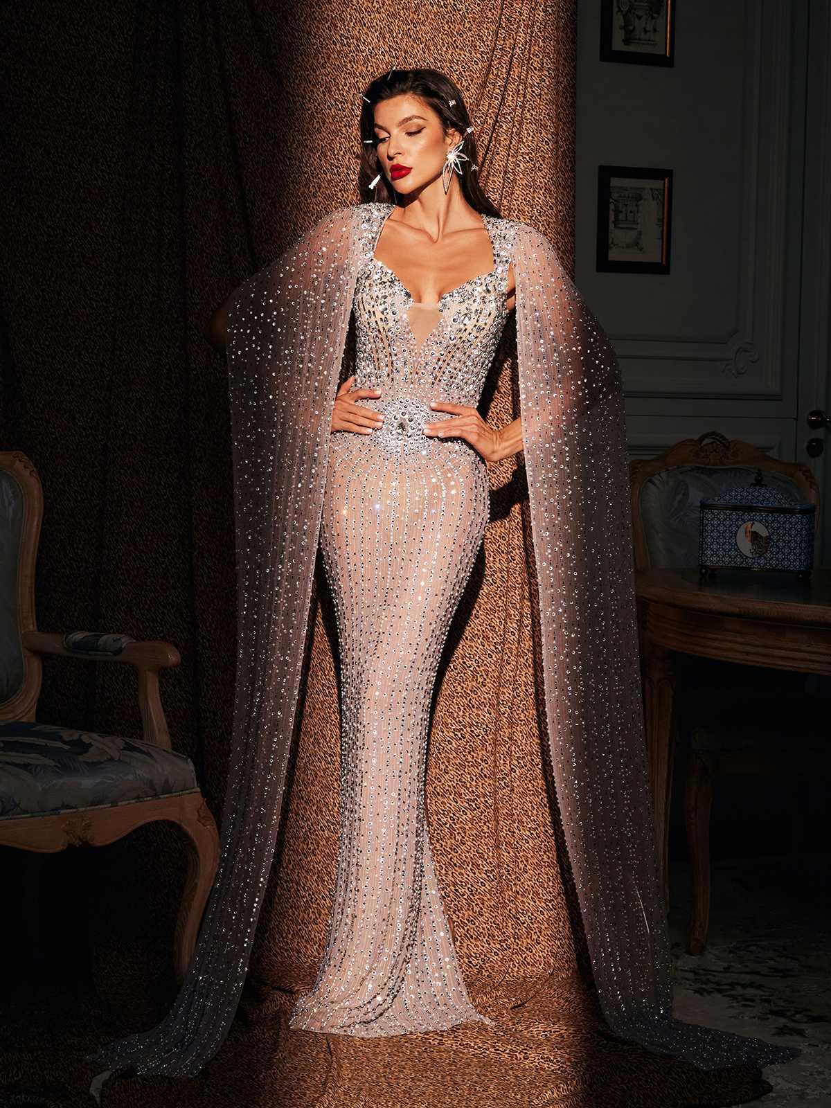 Chiara Rhinestone Pelerin Maxi Elbise