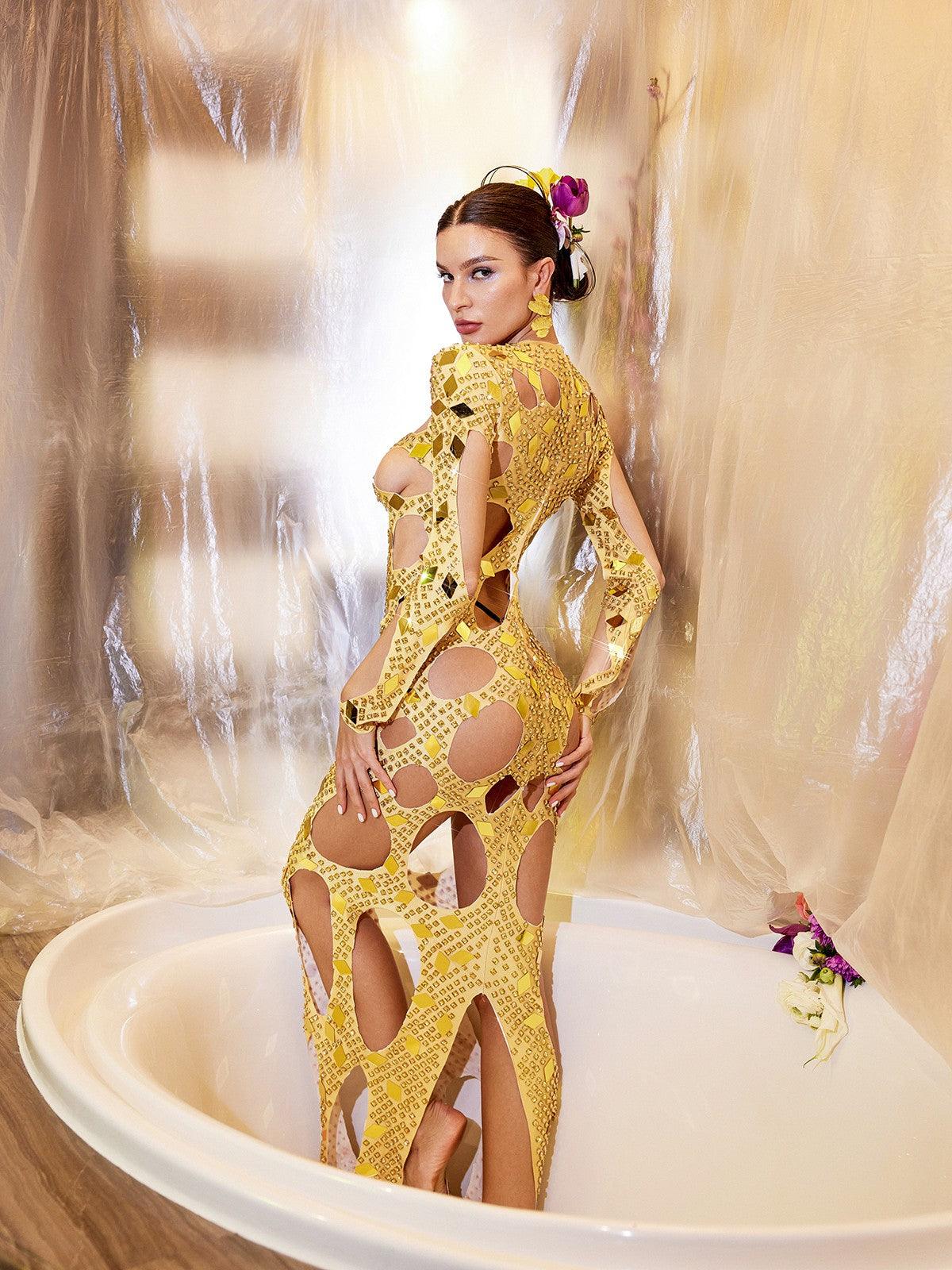 Cocona Kare Boş Nakışlı Elbise Altın Renk