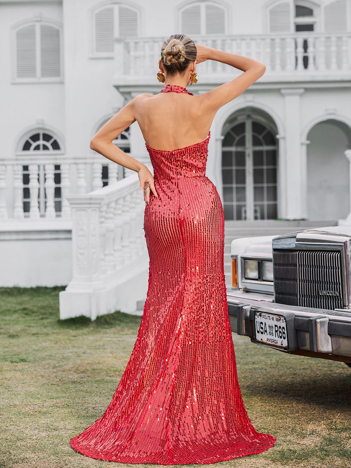 Evorine Halter Yaka Süslemeli Çiçek Yırtmaçlı Maxi Elbise