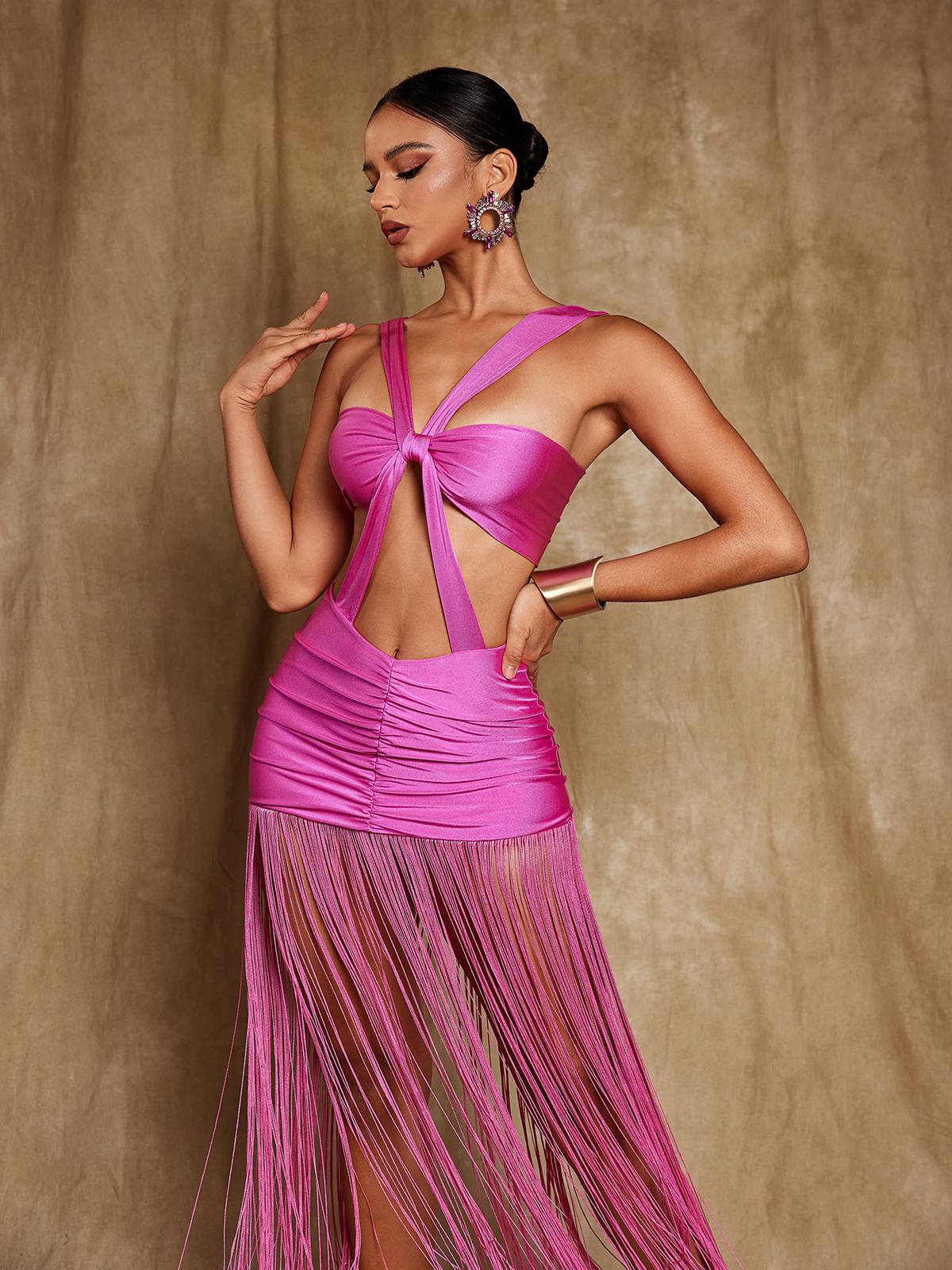 Faline Kesik Detaylı Kıvrımlı Fringe Mini Elbise