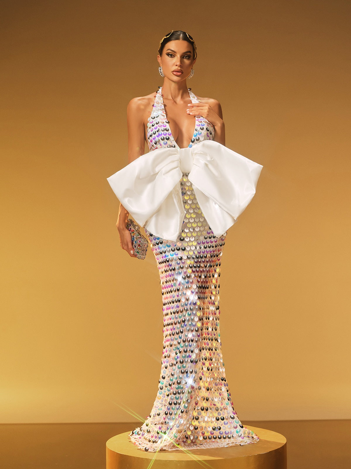 Hyrviel Halter Yaka Fiyonk Payet Maxi Elbise