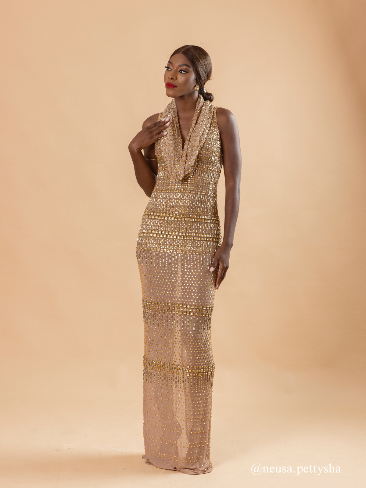 Kivin Kolsuz Kristal Ağı Mesh Maxi Elbise