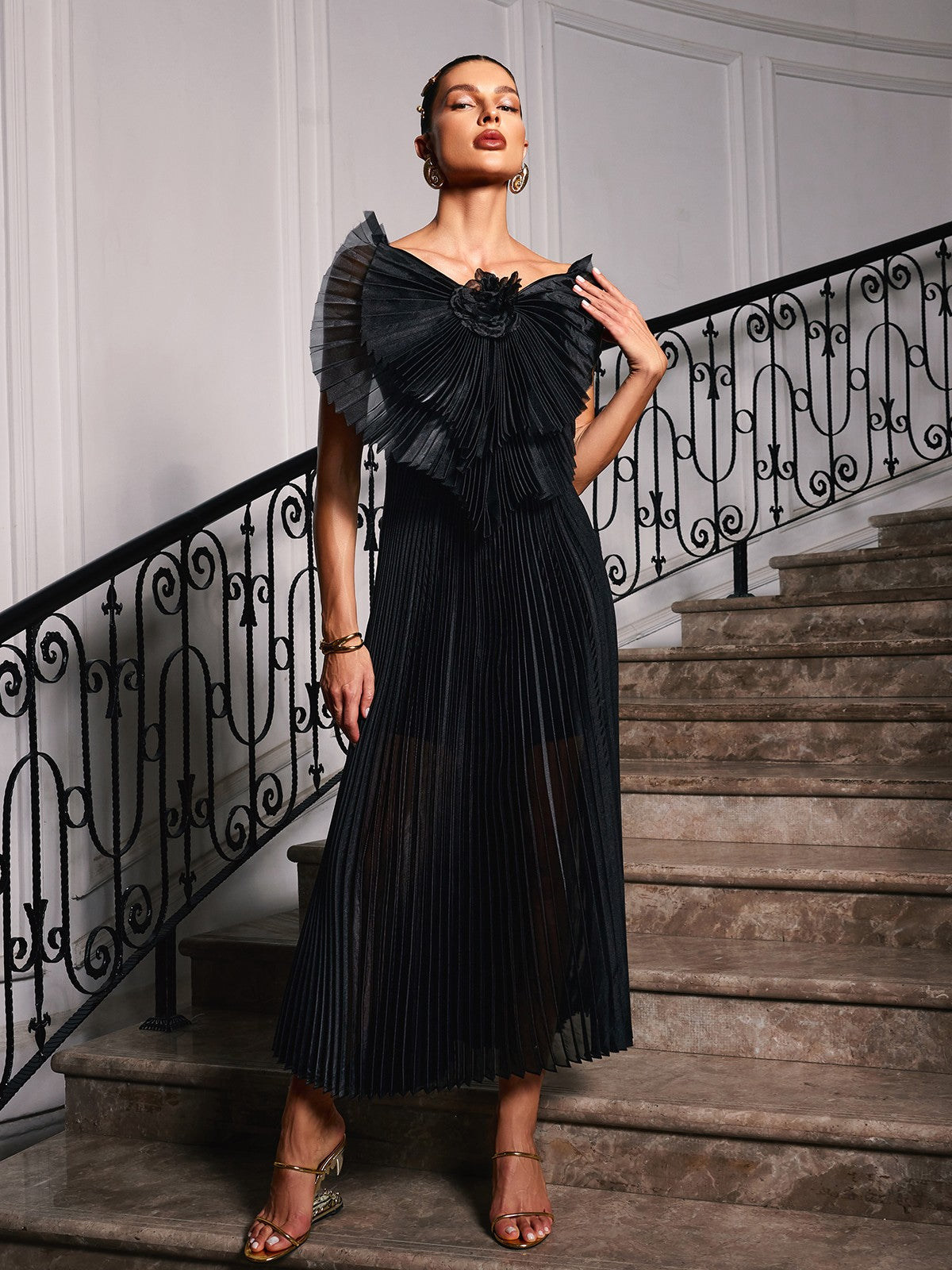 Olwen Spagetti Kurdele Çiçek Ruched Elbise