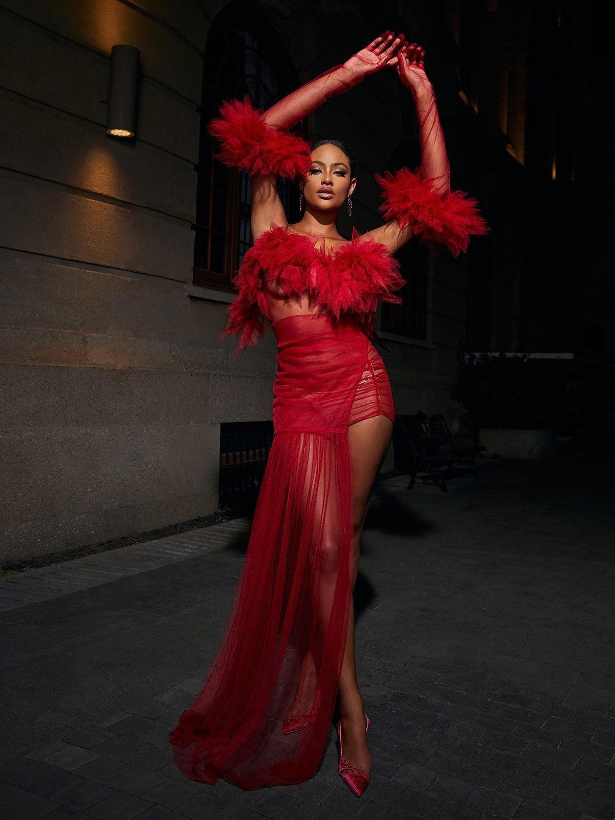 Eldivenli Satine Spagetti Tül Maxi Elbise