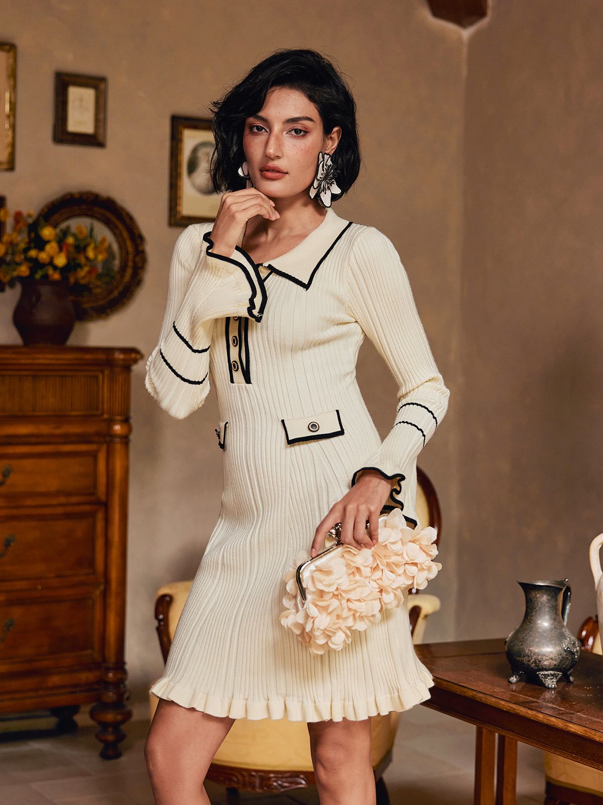 Shalita Uzun Kollu Volanlı Düğmeli Triko Mini Elbise