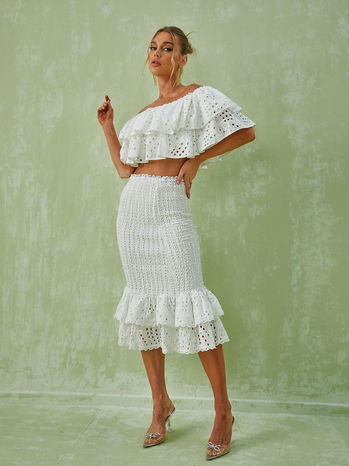Beyaz Wisteria Ruffle Off Shoulder Hollow Set