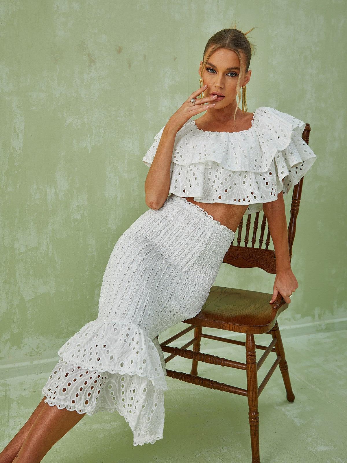 Beyaz Wisteria Ruffle Off Shoulder Hollow Set
