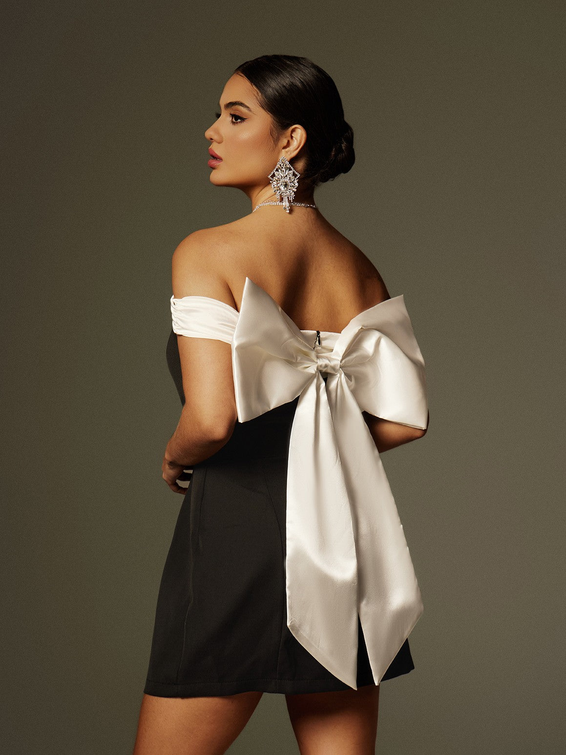 Xylia Off Shoulder Fiyonk Mini Elbise